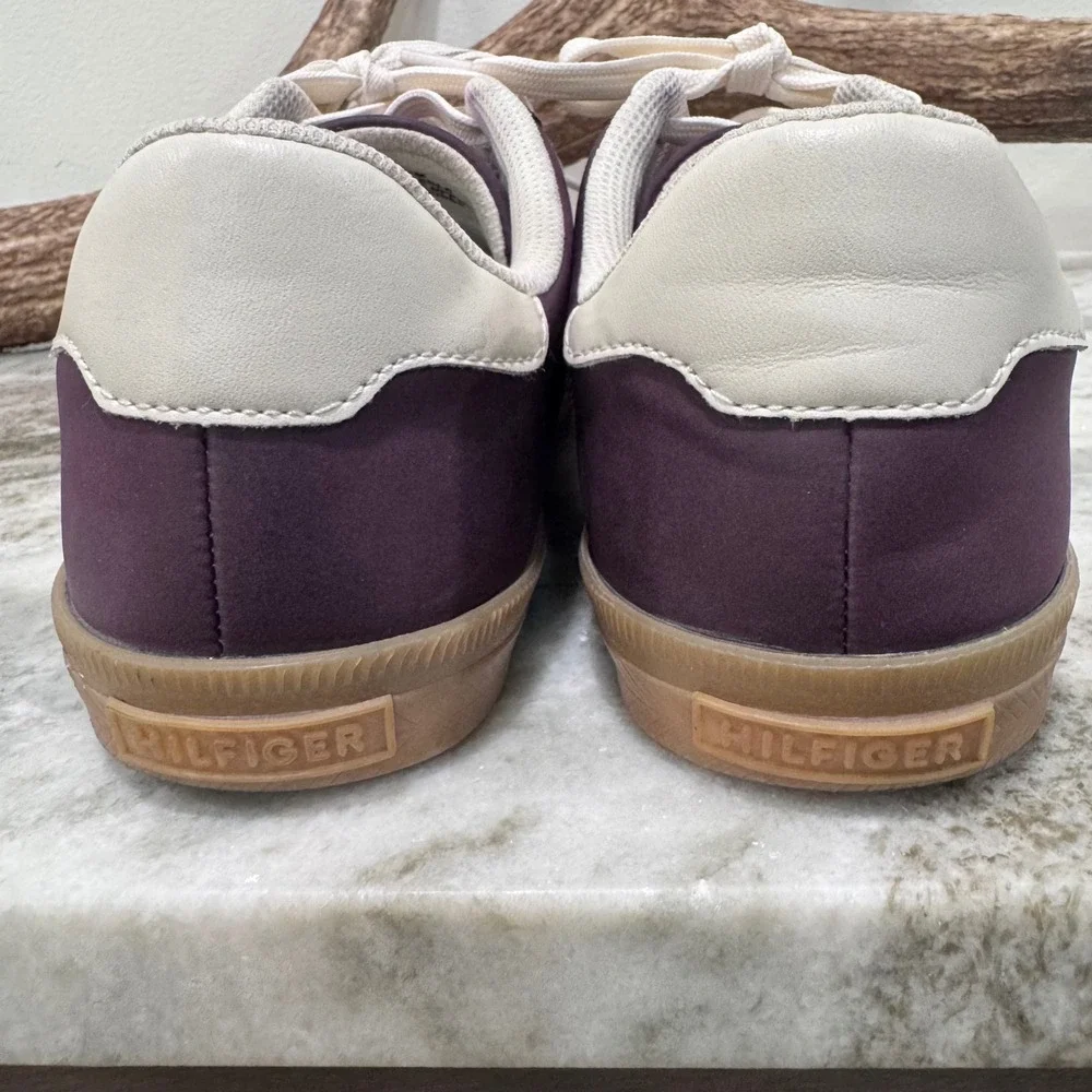 Tommy Hilfiger Mens Lexei Burgundy Gum Sole Sneakers TWLEXEIH-R Size 10M